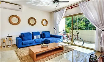 Tulum Nautica Hotel