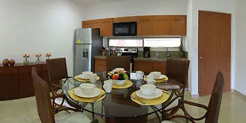 Tulum Nautica Hotel 4*,